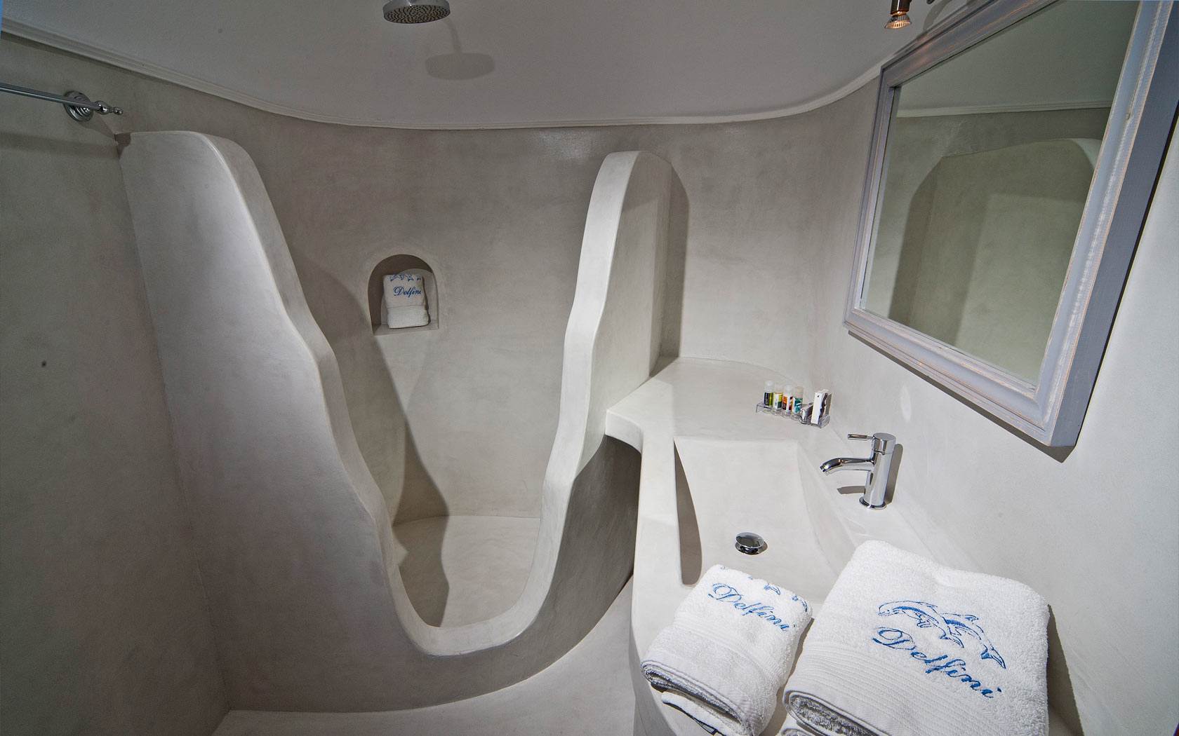 Santorini Suites Delfini Hotel Oia Suites Cave Suite Santorini